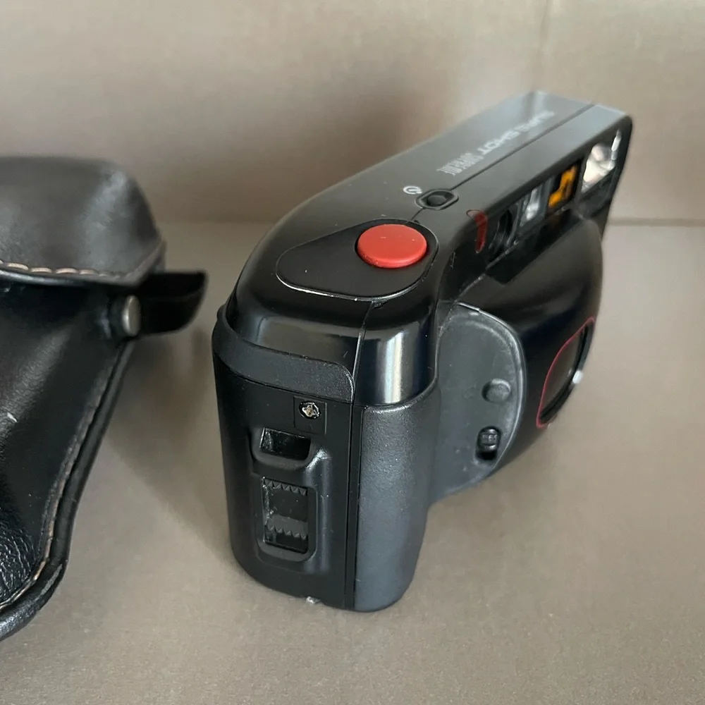 Canon Sure Shot Supreme Point and Shoot 35mm Film Camera -‎ Untested with Case
